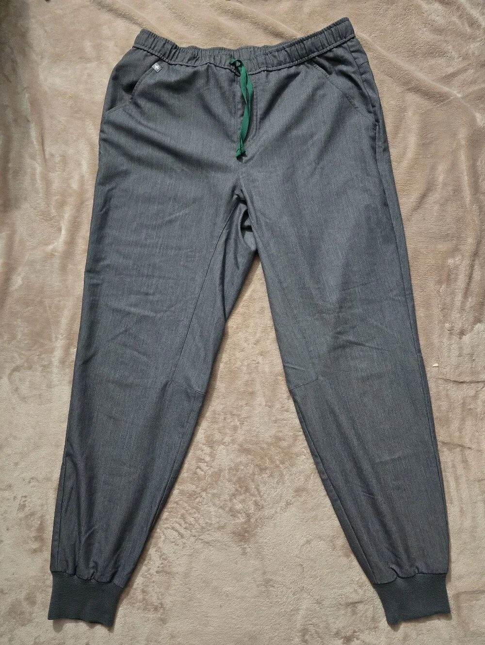 Figs Technical Collection Men's Tansen Jogger Scrub Pants Graphite Large